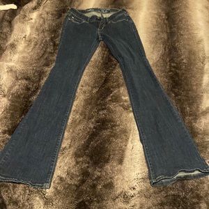 Levi’s low rise flare/bootcut jeans